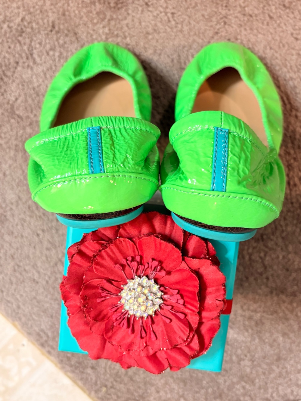 Tieks Neon Galactic Green Women’s Ballet Flats - Picture 3 of 4